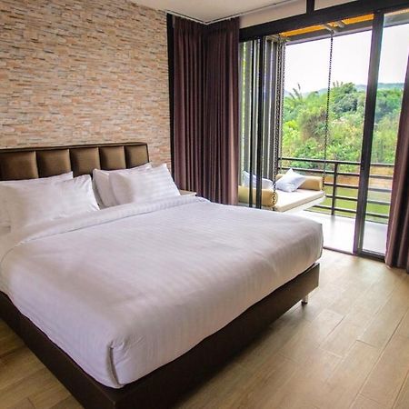 Bed and Breakfast Baan Wanwaree Kanchanaburi Exterior foto