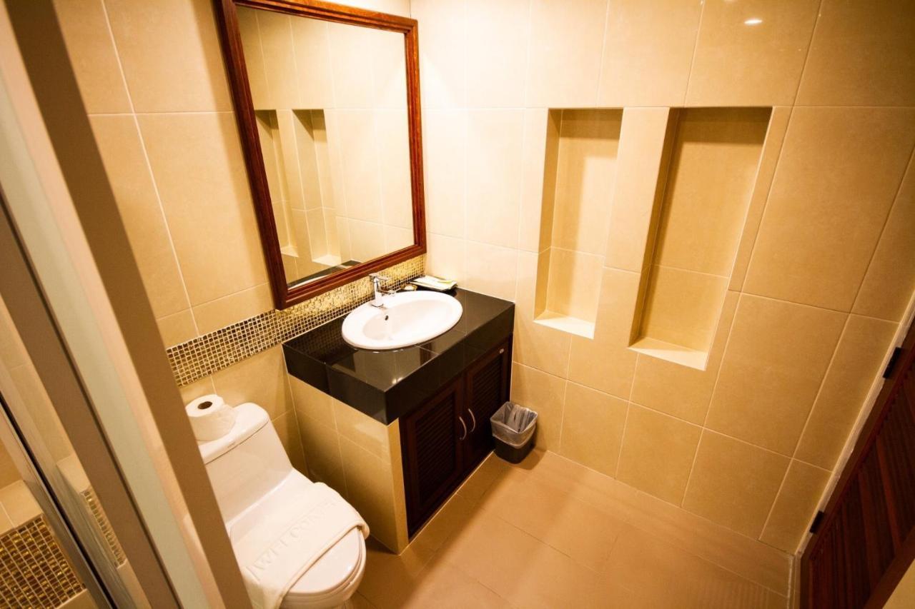 Bed and Breakfast Baan Wanwaree Kanchanaburi Exterior foto