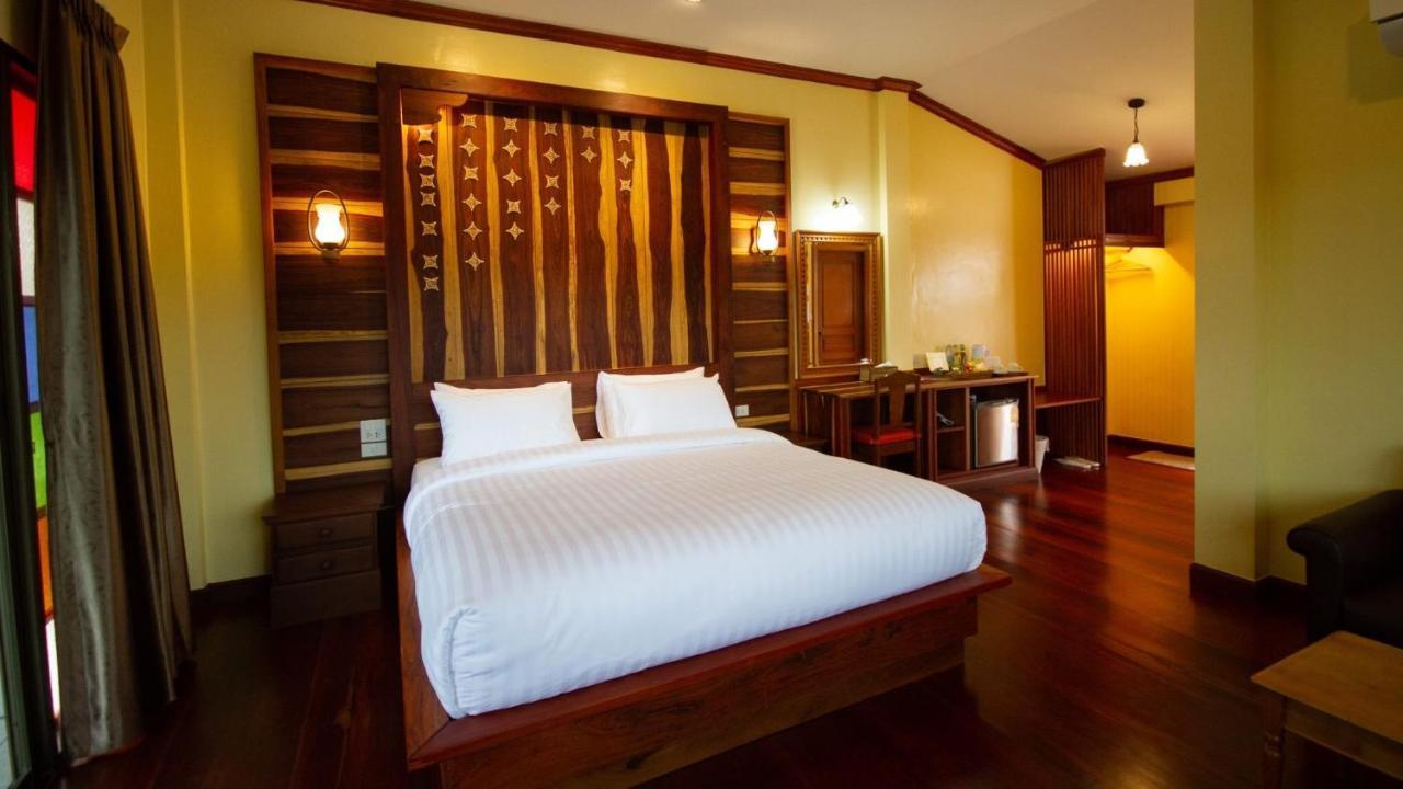 Bed and Breakfast Baan Wanwaree Kanchanaburi Exterior foto