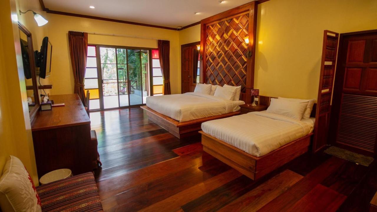 Bed and Breakfast Baan Wanwaree Kanchanaburi Exterior foto
