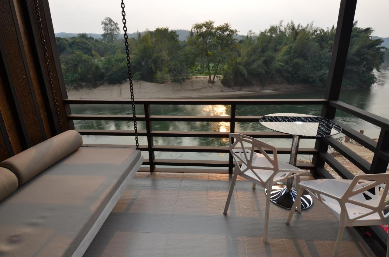 Bed and Breakfast Baan Wanwaree Kanchanaburi Exterior foto
