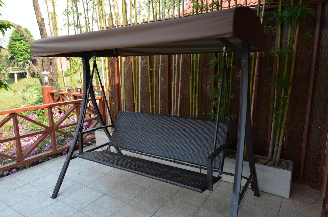 Bed and Breakfast Baan Wanwaree Kanchanaburi Exterior foto